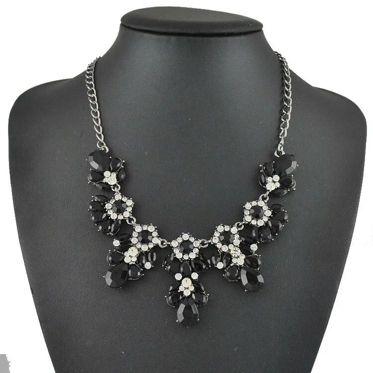 колье бренд