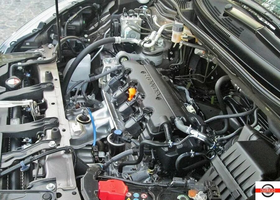 Двигатели срв 2. Двигатель cr-v 2.4 honda. двигатель хонда срв 2.0. honda cr v 2004 двигатель. honda crv 2005 мотор.