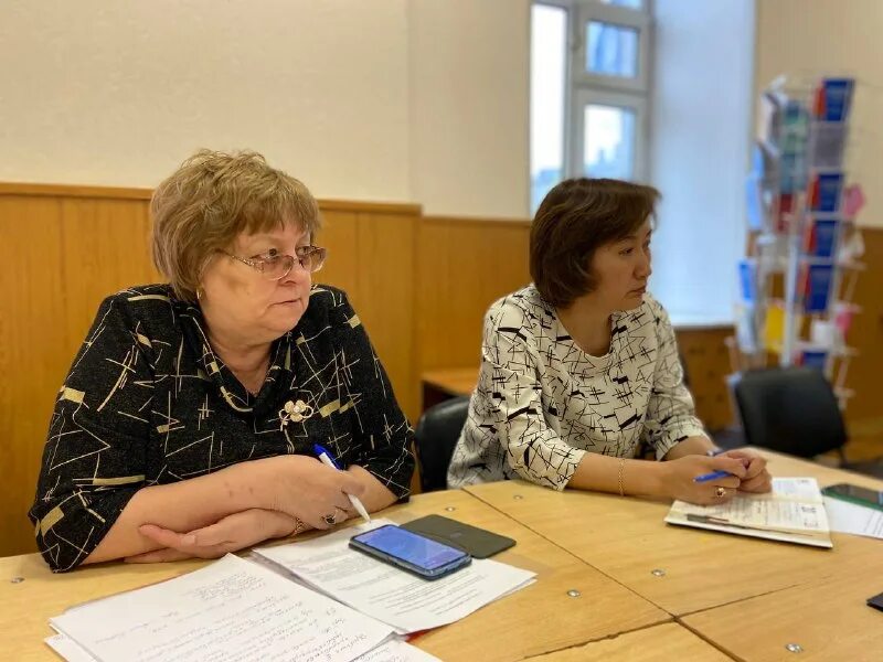 Экспертная оценка семинара для педагогов. Награждение победителей конкурса сочинений в общественной палате. Профессиональной подготовке и развитии учителей китай. Иро забайкальского края. Институт развития образования забайкальского края.