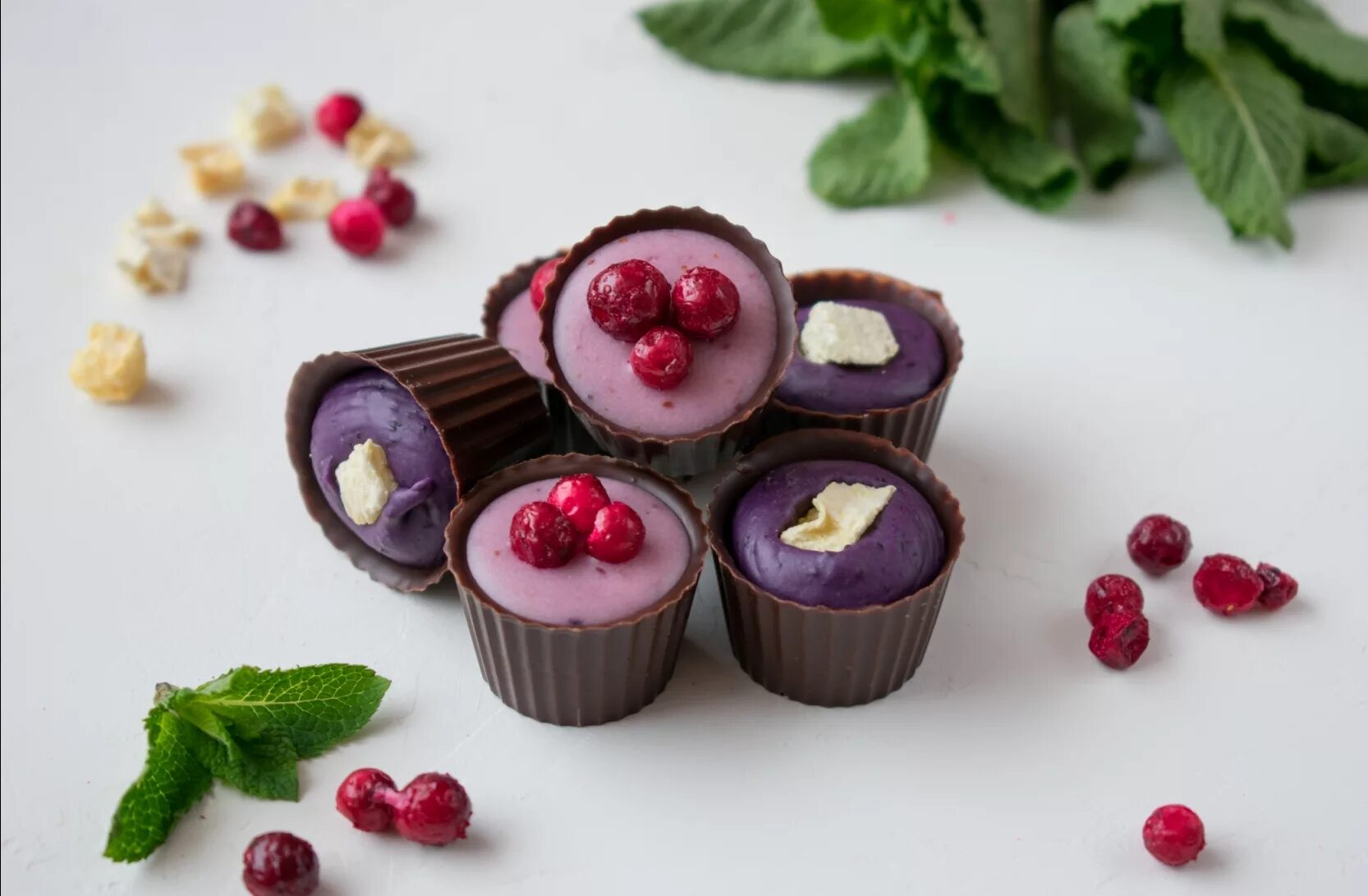 конфеты с начинкой. начинки для корпусных конфет ручной работы рецепты. конфеты с шоколадной начинкой. начинки для корпусных конфет ручной работы рецепты. сладости ручной работы.