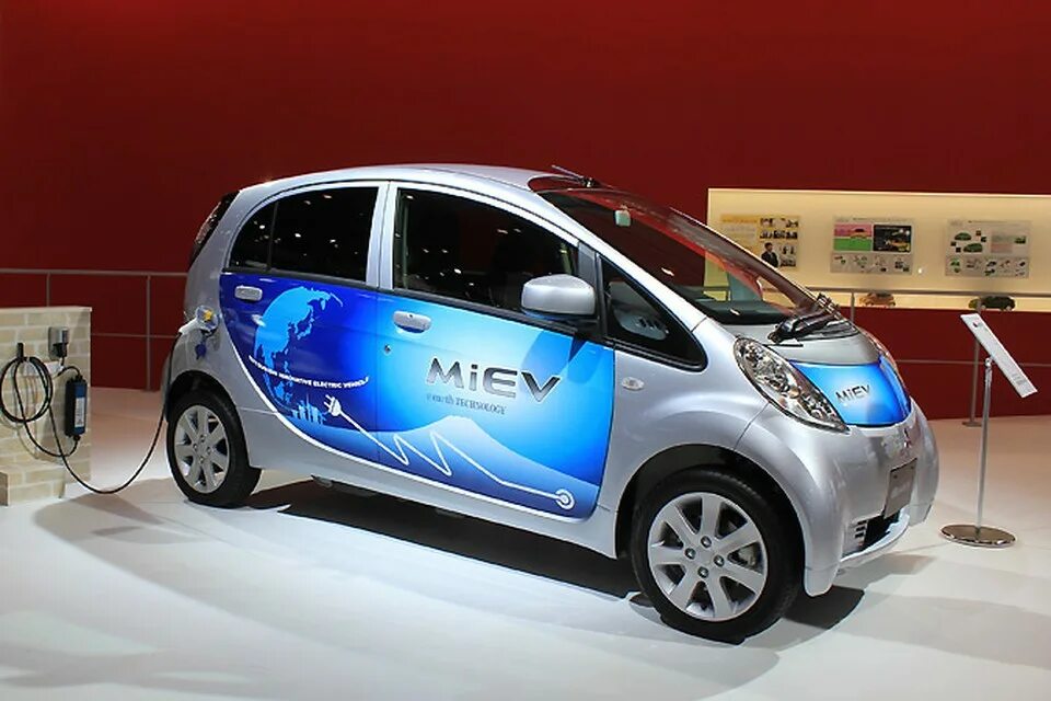 Mitsubishi электромобиль i-MIEV. Mitsubishi i MIEV 2006. Электрокар Митсубиси MIEV. Mitsubishi i-MIEV 2013 года.