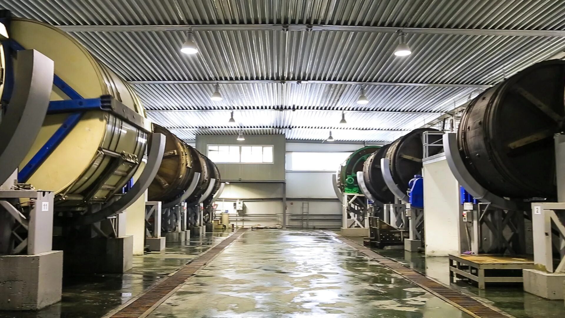 Аэростар контракт вязьма продукция. Вяземский машиностроительный завод механический цех. Вязьма-брусит официальный сайт. Вязьма машиностроительный завод. Вязьма предприятия.