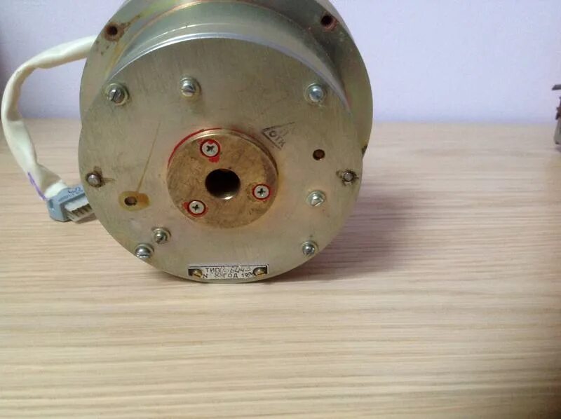 двигатель дб-95 электроника 004. моторчик кассетного магнитофона а00900. двигатели магнитофонов. моторчик от магнитофона шарп 9191. двигатели магнитофонов.