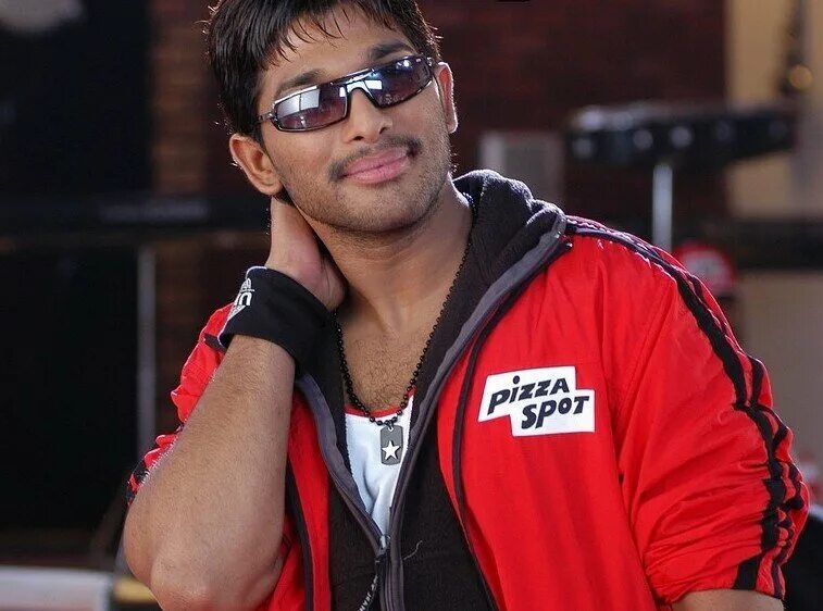 Брайан крэнстон маленькая мисс счастье. Эбигейл бреслин маленькая мисс счастье. Эбигейл бреслин маленькая мисс счастье. Счастье 2006. Маленькая мисс счастье.