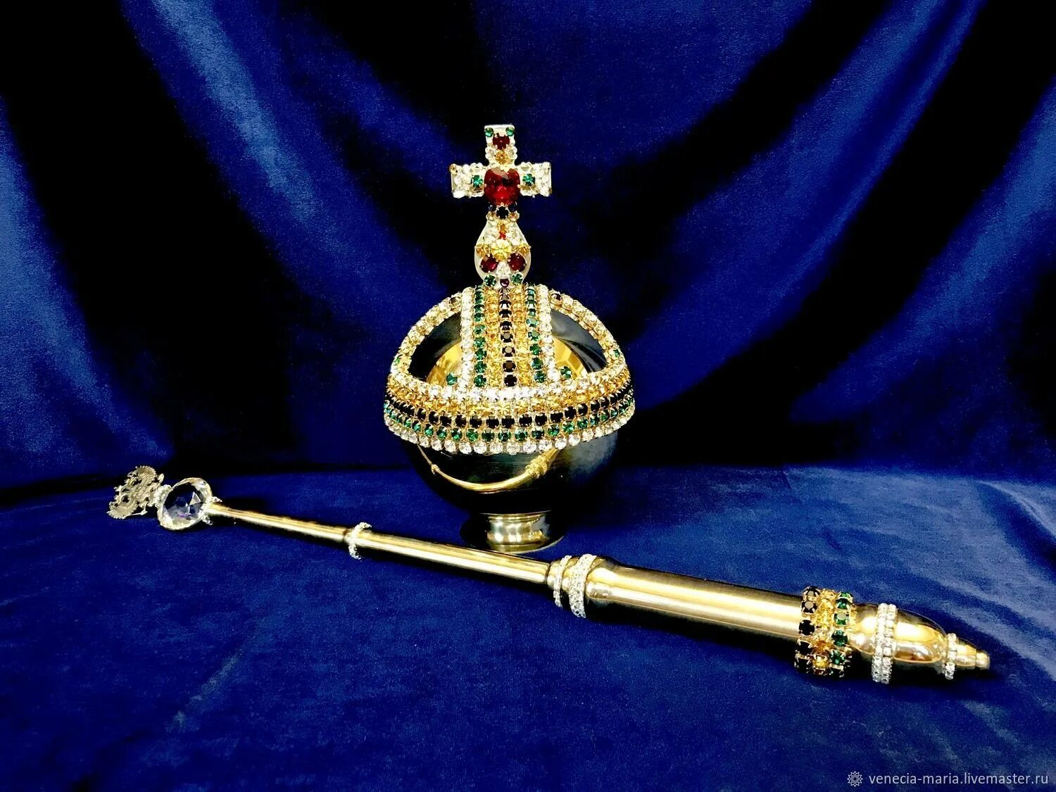 Царская корона российской империи скипетр и держава. Шапка мономаха скипетр и держава. Императорский скипетр и держава. Скипетр и держава что это такое. Корона скипетр держава российской империи.