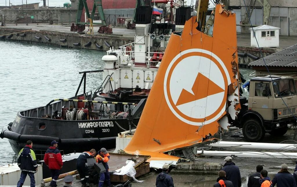 Armavia сочи катастрофа. Падение ту 154 в сочи. Катастрофа a320 под сочи. Крушение ту-154 над сочи (2016). Ту 154 катастрофа сочи 2016.