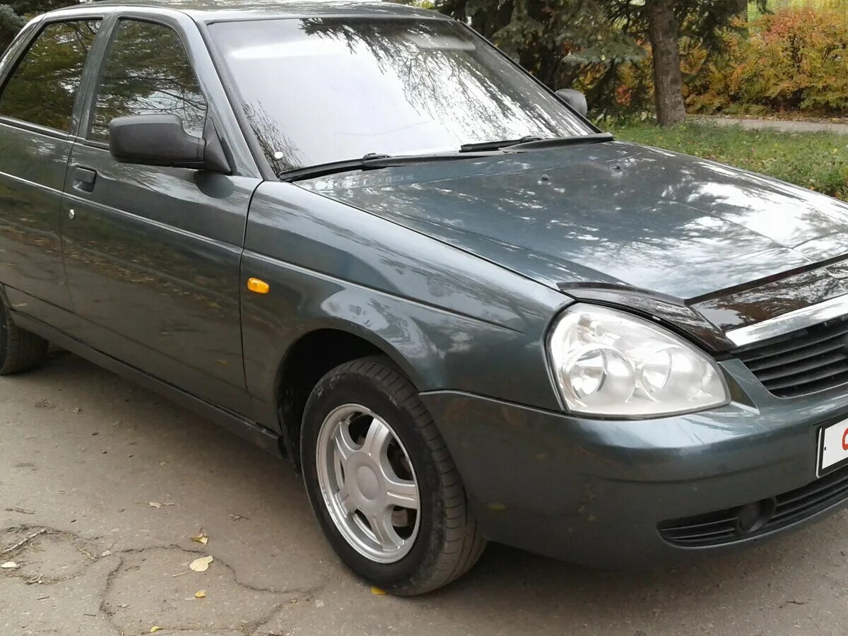 машина приора 2008 года