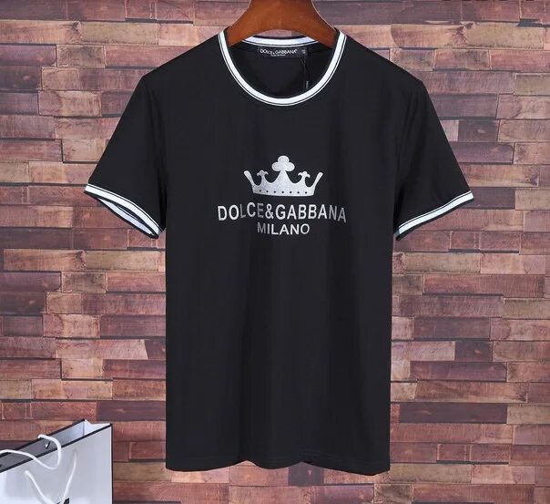 Футболка дольче габбана мужская оригинал. Футболка меллстроя dolce gabbana. дольче габбана милано футболка. футболка dolce gabbana мужская. dolce gabbana оригинал футболка.
