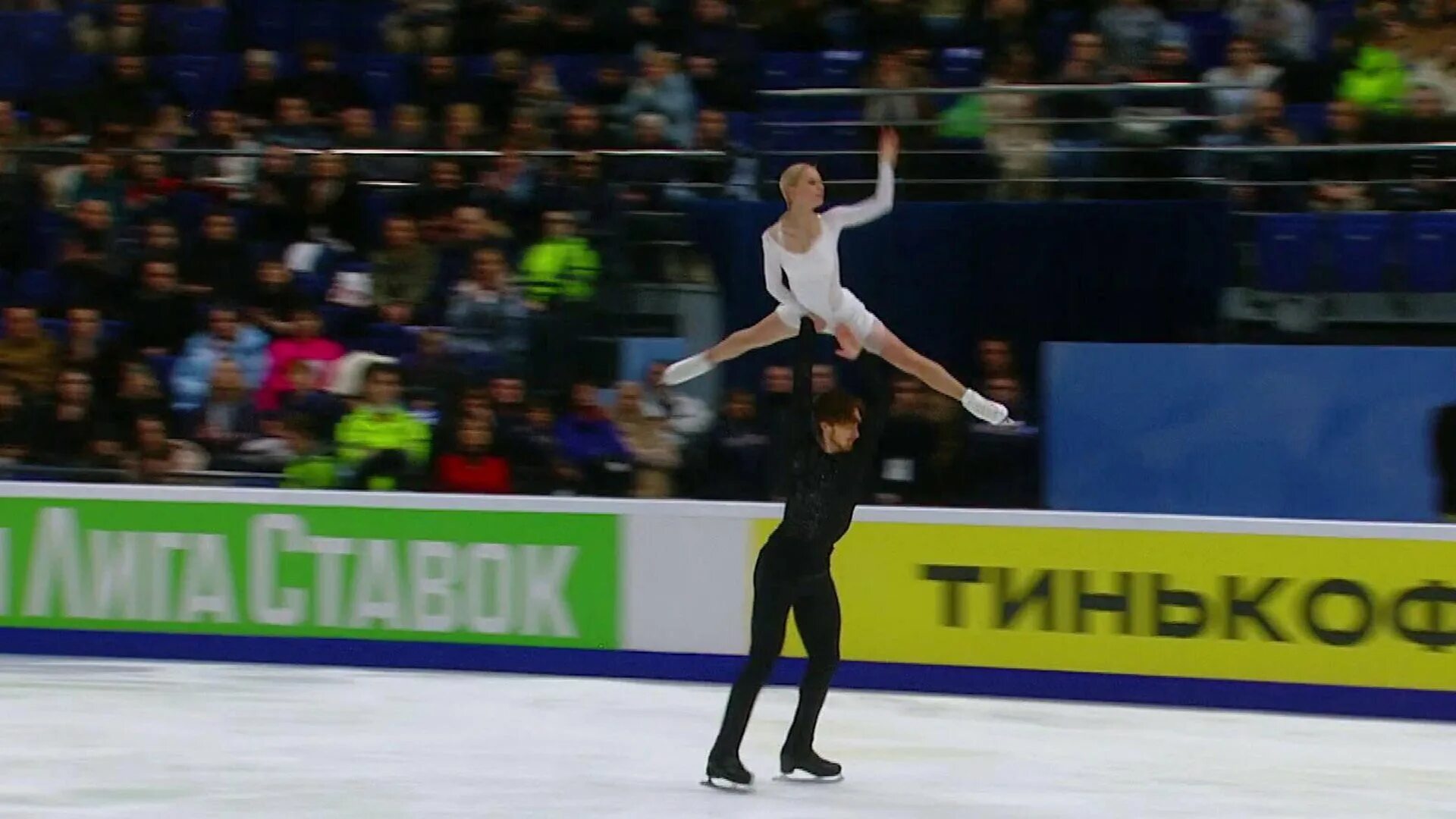 Камила валиева кубок первого канала 2022. Александра трусова фото 2022. Первый канал трансляция прямой эфир фигурное катание женщины. Анна щербакова кубок первого канала 2022. Первый канал произвольная программа.