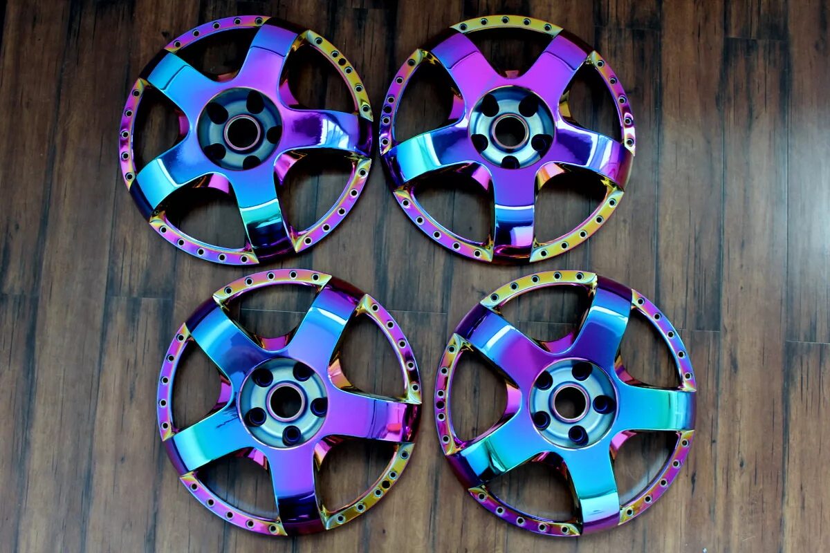 Чем покрасить диски автомобиля самому. Диски неохром Радуга r16 4х100. Покрасить диски. Крашенные диски. Красиво Покрашенные диски.