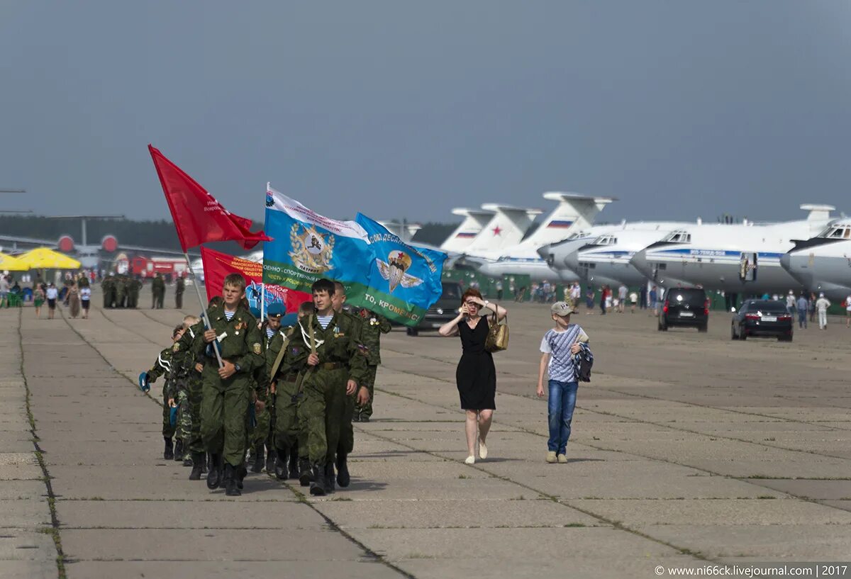 Аэродром Северный Иваново. Военный аэродром Северный Иваново. Открытое небо Иваново 2017. Иваново Северный аэродром открытое небо. Аэродром северный в ивановской области