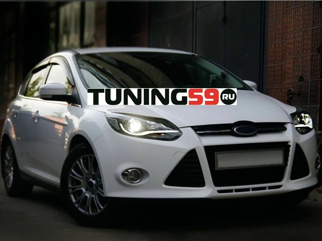 Тюнинг фар форд фокус. Линзы Форд фокус 3. Ford Focus 3 2011 фары. Белый Форд фокус 3 с черными фарами. Тюнингованные фары на Форд фокус 3.