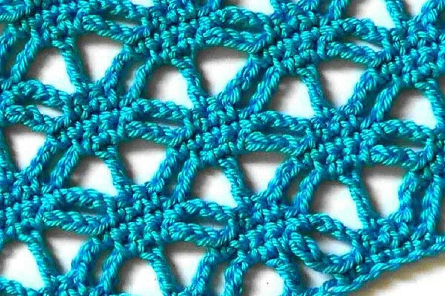 шаль филлерид спицами. ажурные узоры. ажурная паутинка спицами. ажурные узоры. узор сетка.