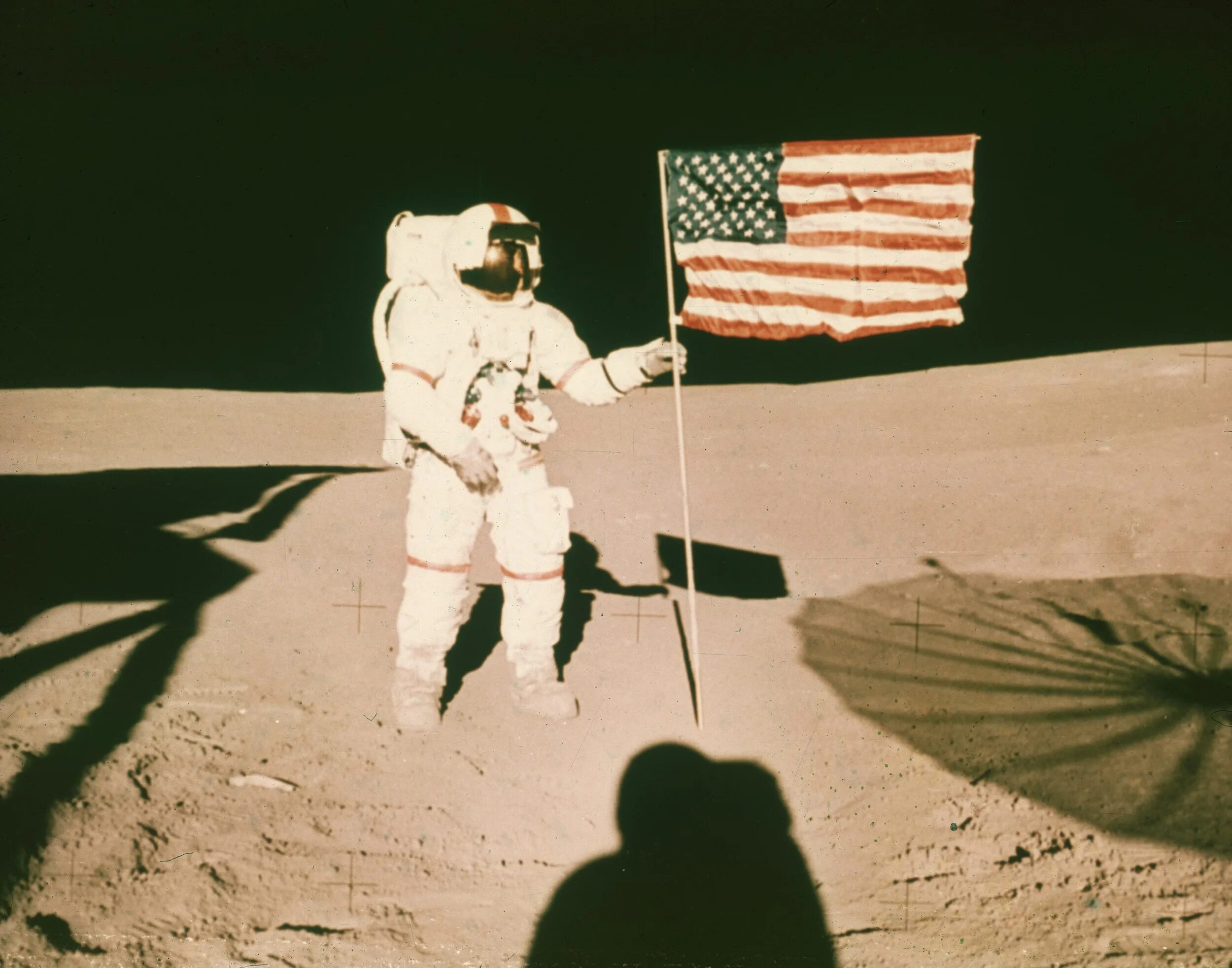 Первый выход человека на луну. Аполлон 14 на Луне.