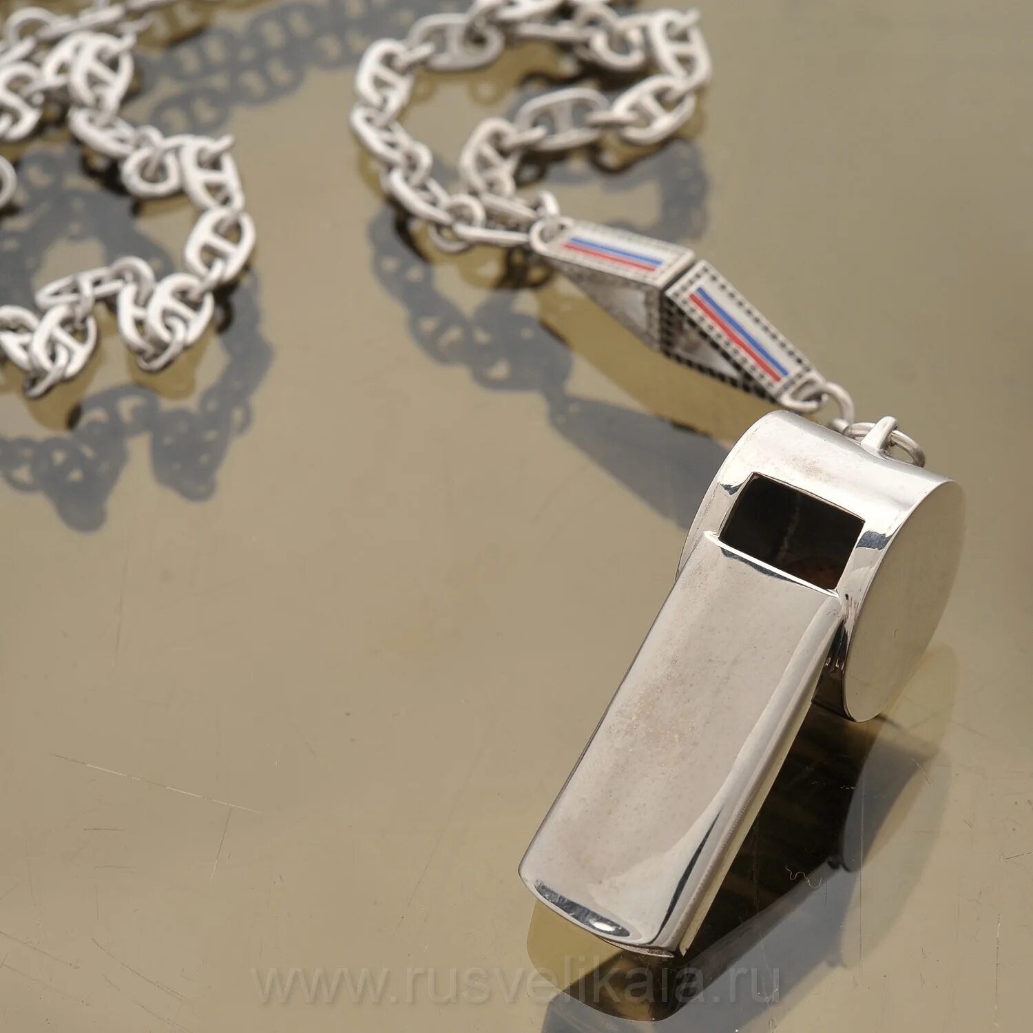 Пряники спортсмену. Подарок тренеру на 23 февраля. Медальница спортивная из дерева теквандо. Подарок тренеру на новый год мужчине. Что подарить тренеру на 23 февраля.