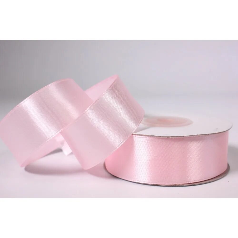 Атласная лента пантон 032с. Лента атласная. Нейлоновая лента 3мм. Лента атласная №45 10мм*25±1ярд тёплый сиреневый. Атласная лента 6 мм цвет 177 satin ribon.