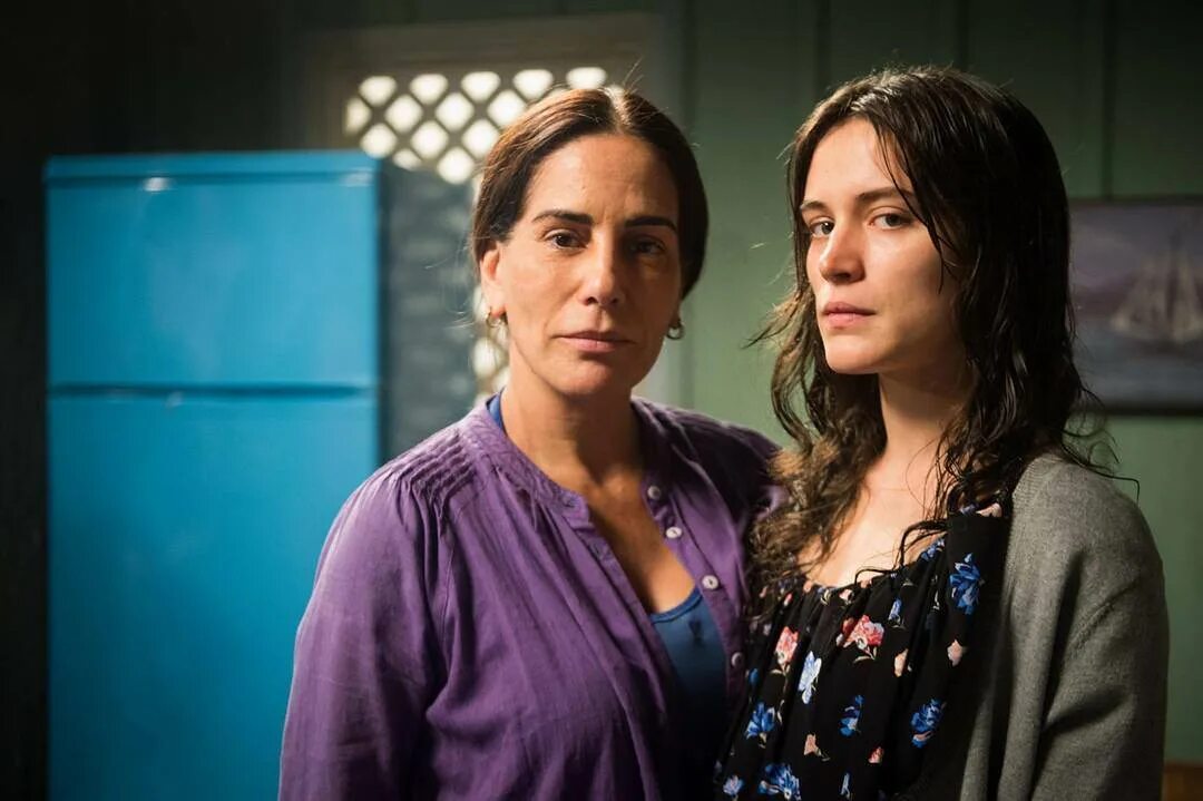 обратная сторона девушек