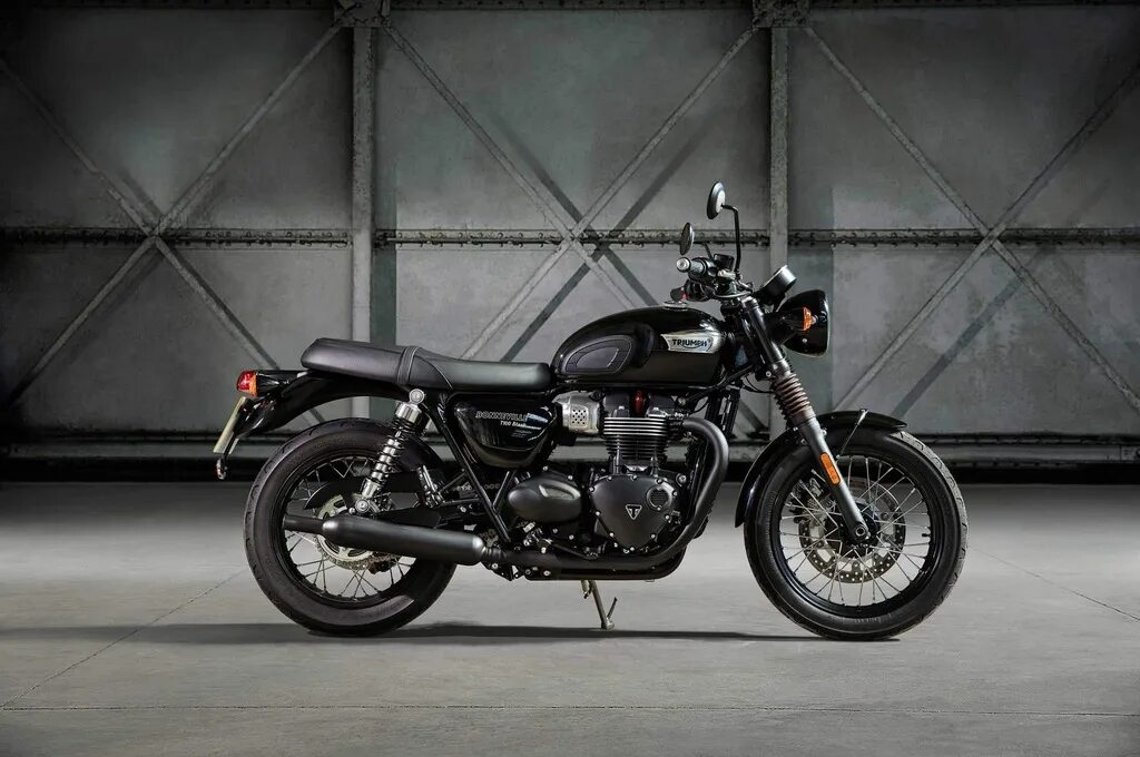Триумф 71. Мотоцикл triumph bonneville t100. мотоцикл триумф бонневиль т 100. triumph bonneville t100 black. классические мотоциклы triumph bonneville t100.