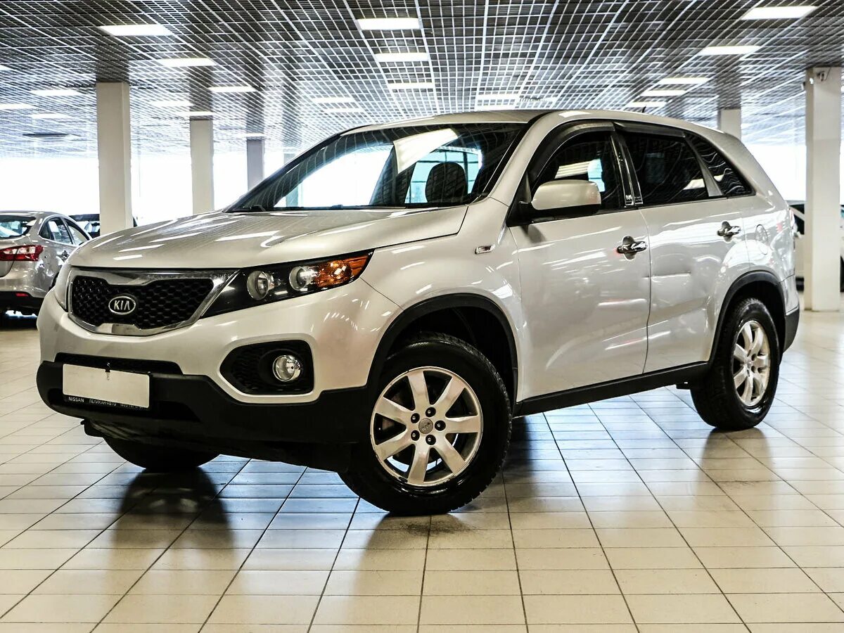 Kia Sorento II 2011. Kia Sorento II 2.4 MT (175 Л.С.) [2011]. Кия Соренто 2 серый. Кия Соренто 2023 Узбекистане.