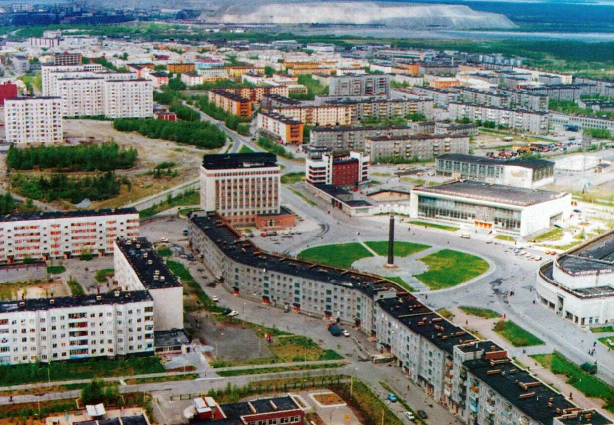 Сколько в оленегорске. Оленегорск (Мурманская область). Центр города Оленегорска. Мурманск г Оленегорск. Оленегорск (Мурманская область) города Мурманской области.