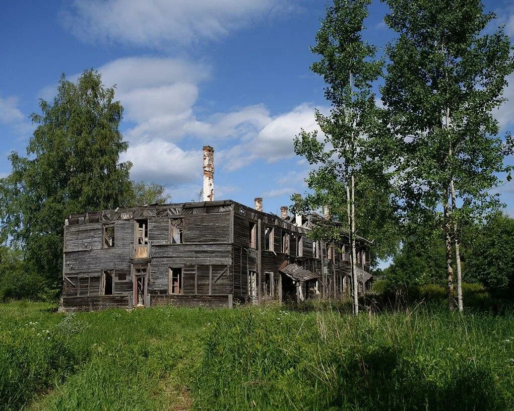 Лен обл кировский дома. Назия — деревня-призрак. деревня призрак назия ленинградская область. русская америка деревня-призрак. деревня назия заброшенная деревня.