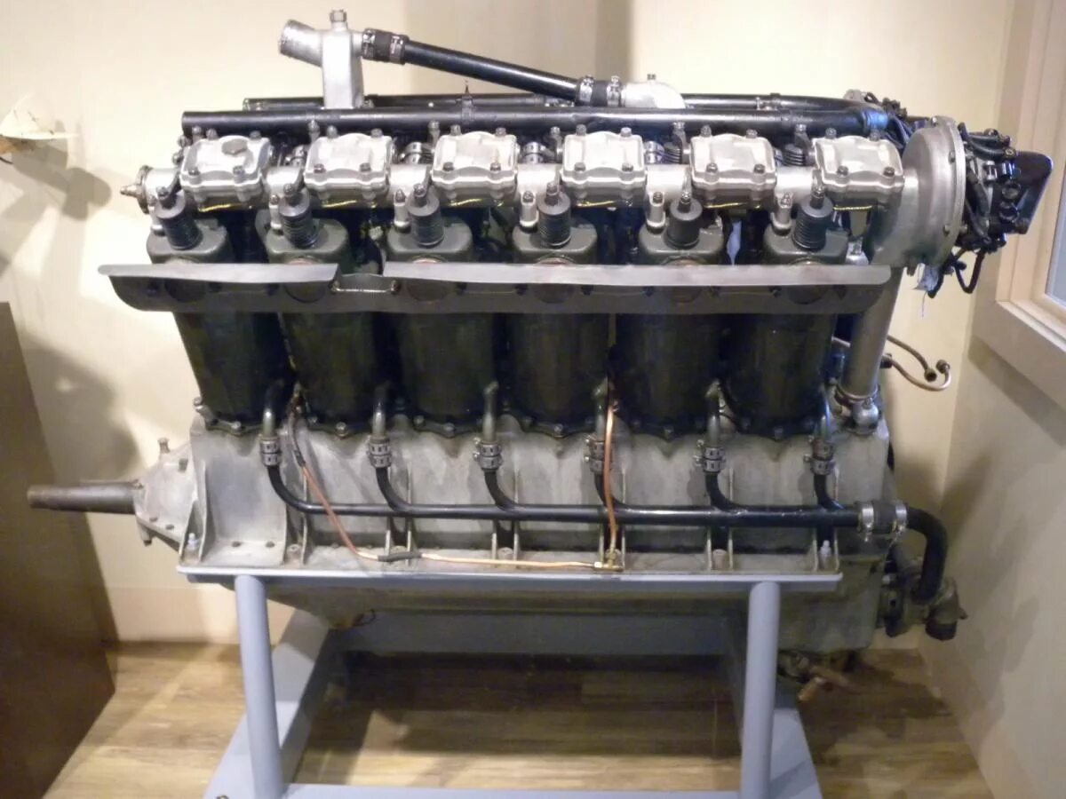 Двигатель пятерка. Двигатель м5. Авиационный двигатель м-5. Мотор БМВ м5 ф90. Двигатель BMW м5 2022.