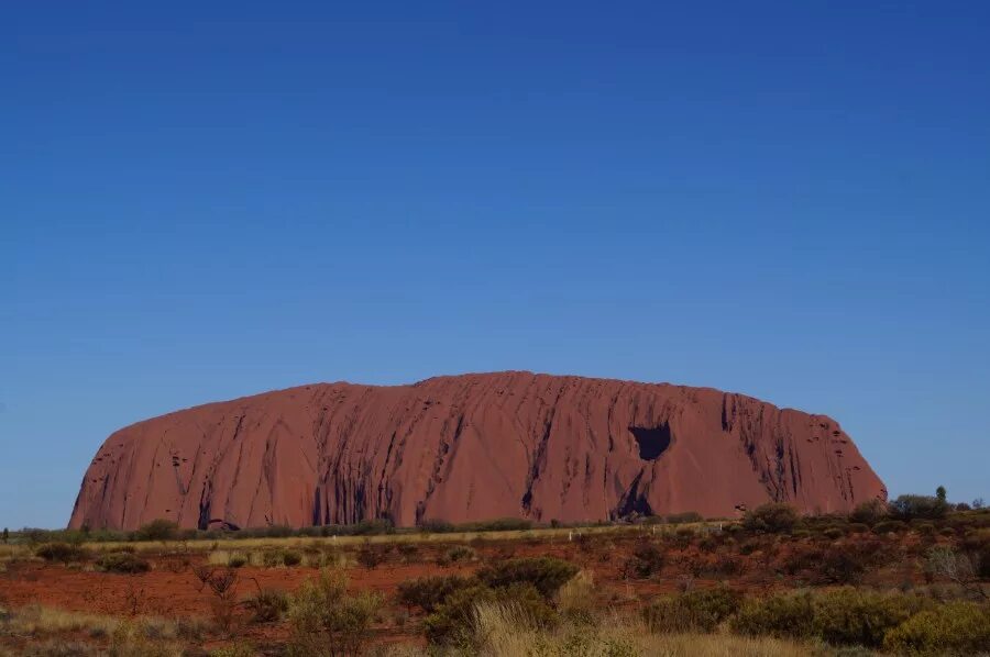 монолитные многоквартирные дома. большой монолит. монолитное здание. 200 метров под землей. монолитный многоэтажный дом.