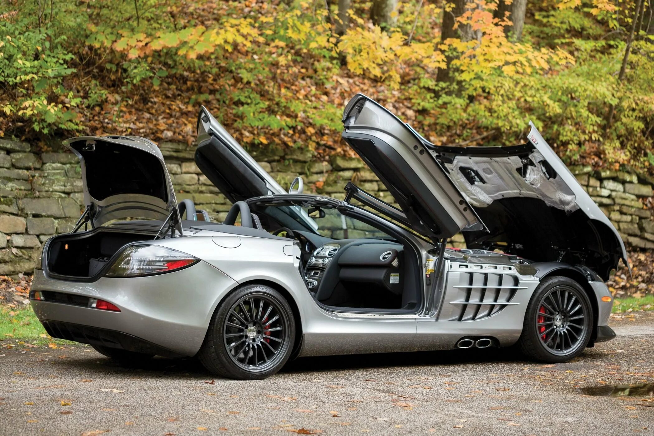 Mercedes maclaren. Mercedes-Benz SLR MCLAREN. Мерседес SLR MCLAREN. SLR MCLAREN 722. Mercedes SLR MCLAREN 722.