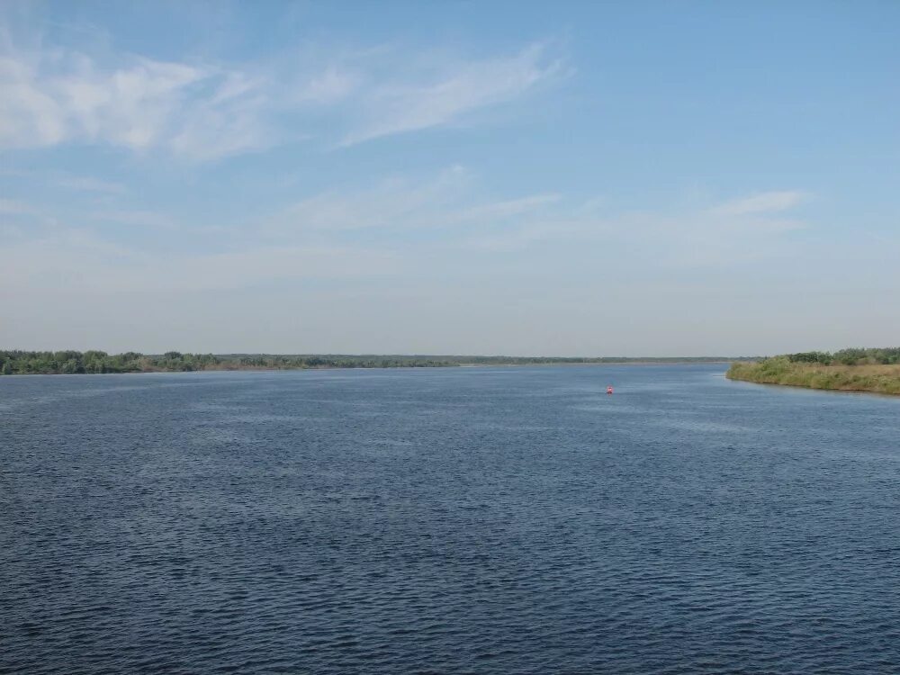 Белый берег кама. Река кама и нижнекамское водохранилище. набережные челны нижнекамское водохранилище. кама водохранилище татарстан. река кама набережные челны.