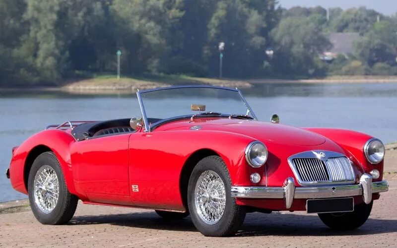 Британский автомобиль mg. Mg британия. Mgb машина. Mg автомобиль. Mg британия.