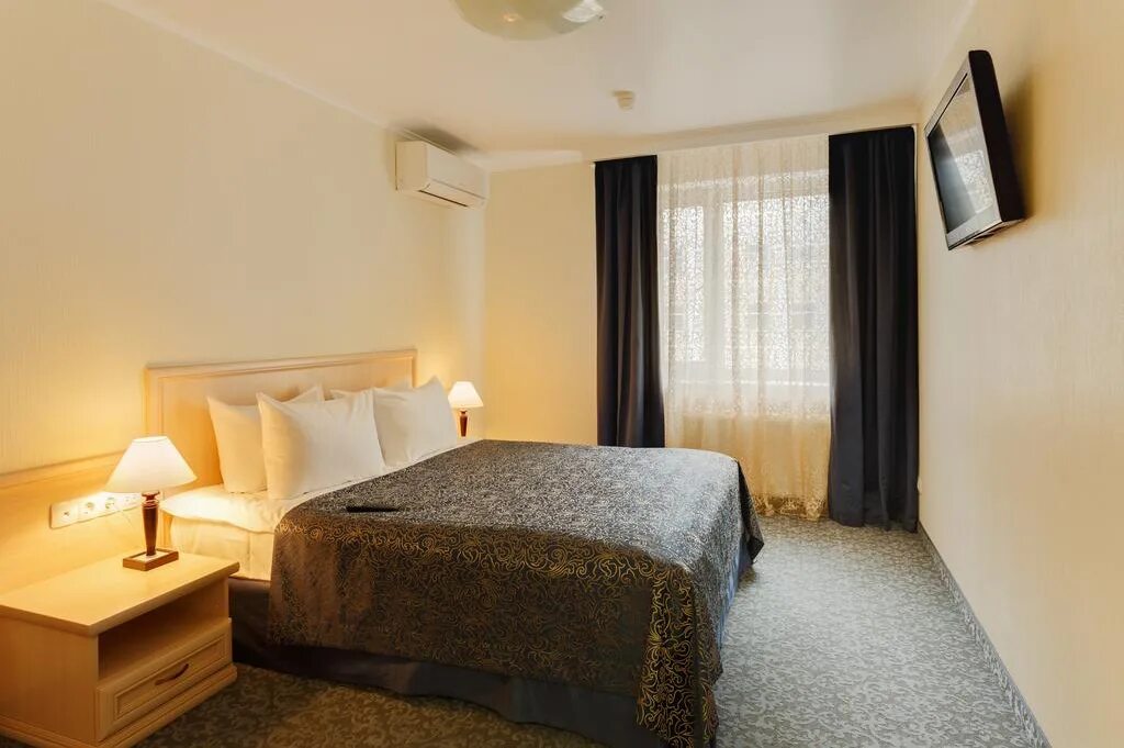 Гостиница урал пермь номера. Гостиница урал 3 пермь официальный. Гостиница урал пермь. Пермь, улица ленина, 58 урал. Гостиница урал 3 пермь.