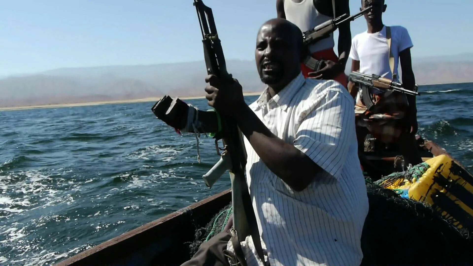 Пираты 21 века Сомали. Сомалийские пираты 2020. Сомалийские пираты Карибского моря. Сомалийские пираты 2008. Украли судно