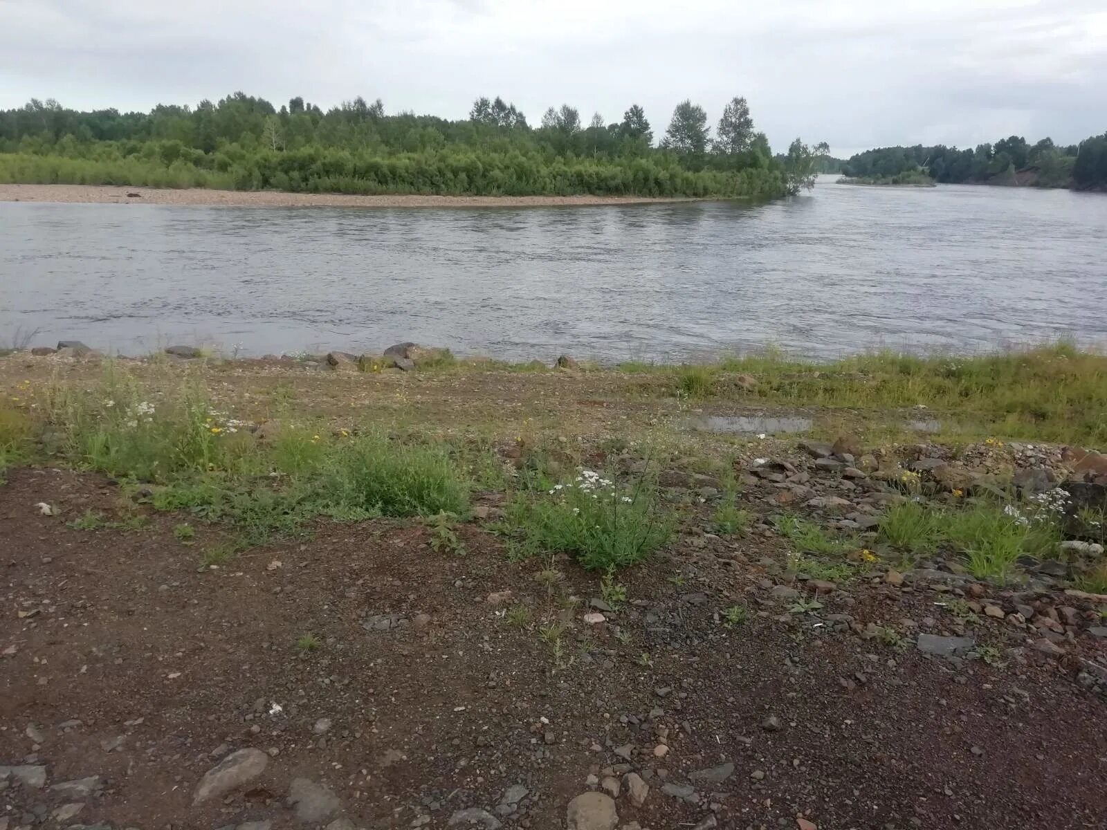 Уровень реки иркут сегодня. Иркутская наводнение 2023. Уровень реки иркут в смоленщине. Уровень реки иркут сегодня. Разлив иркута.