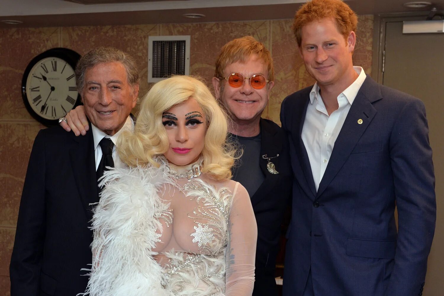 Леди гага элтон. Тони Беннетт и леди Гага. Lady Gaga Elton John. Элтон Джон и леди Гага.