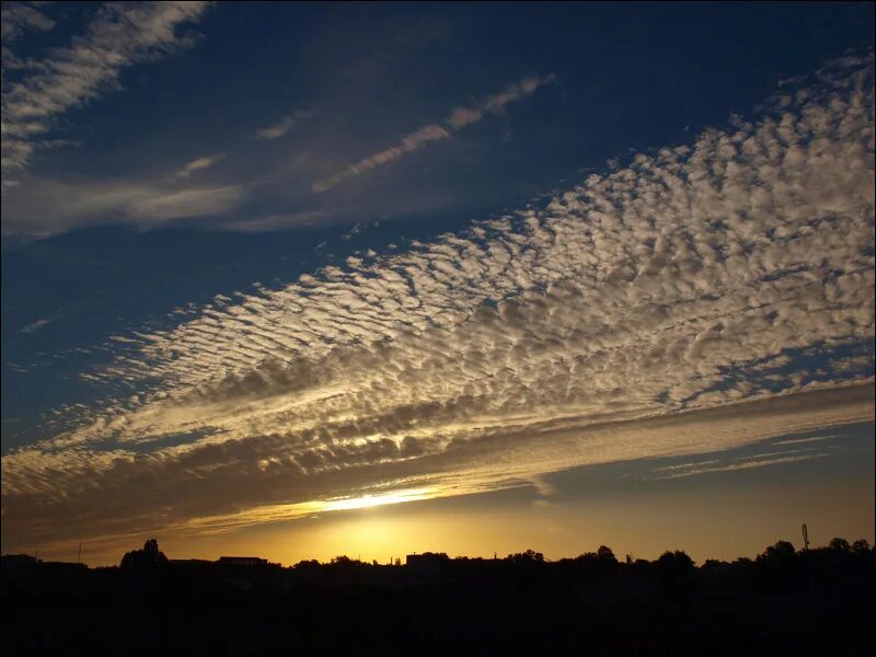 Красивый восход. Рассвет. Восход закат 2024. Закат космос море. Фантастический закат.