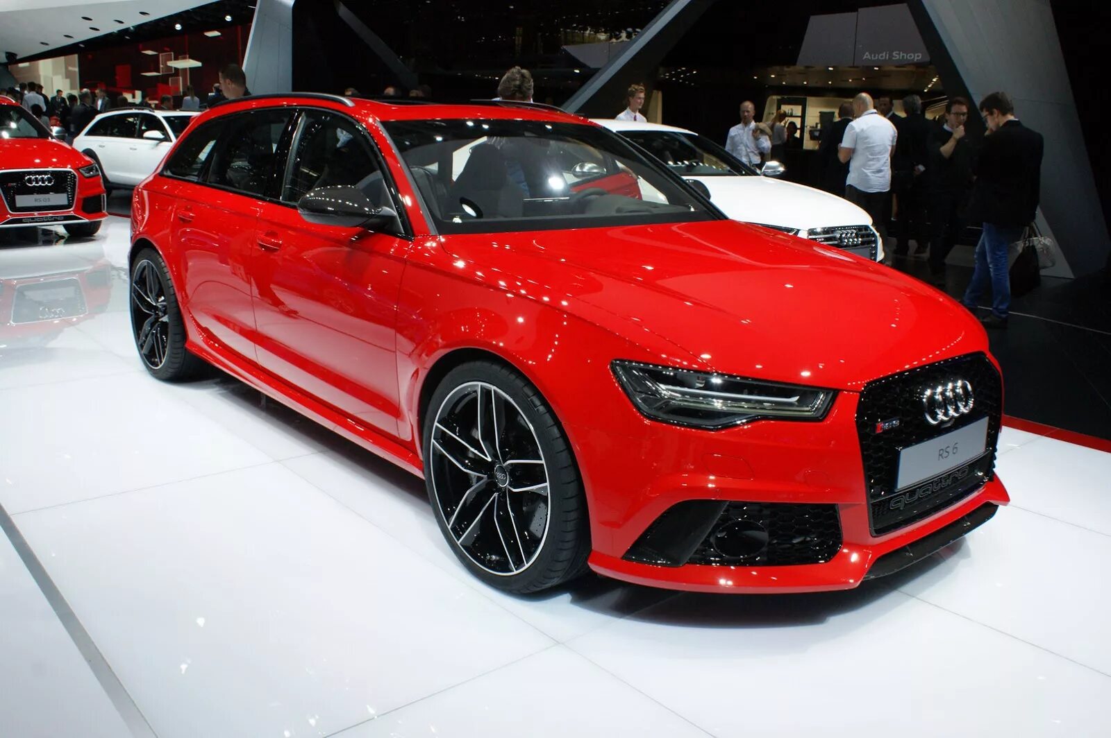 Цвет рс. Audi rs6. Audi a6 Red. Ауди rs6 2015. Ауди а6 с7 красная.