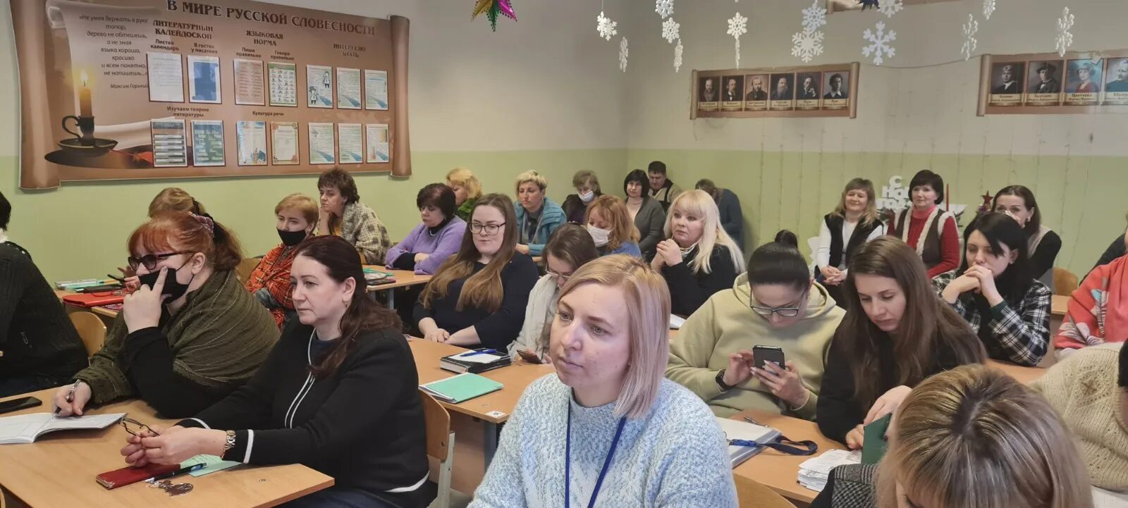Комиссия учителей. Кузнецкий многопрофильный колледж список преподавателей. Чайковский техникум промышленных технологий и управления. Выборгский педагогический колледж. Школа 81 казань.