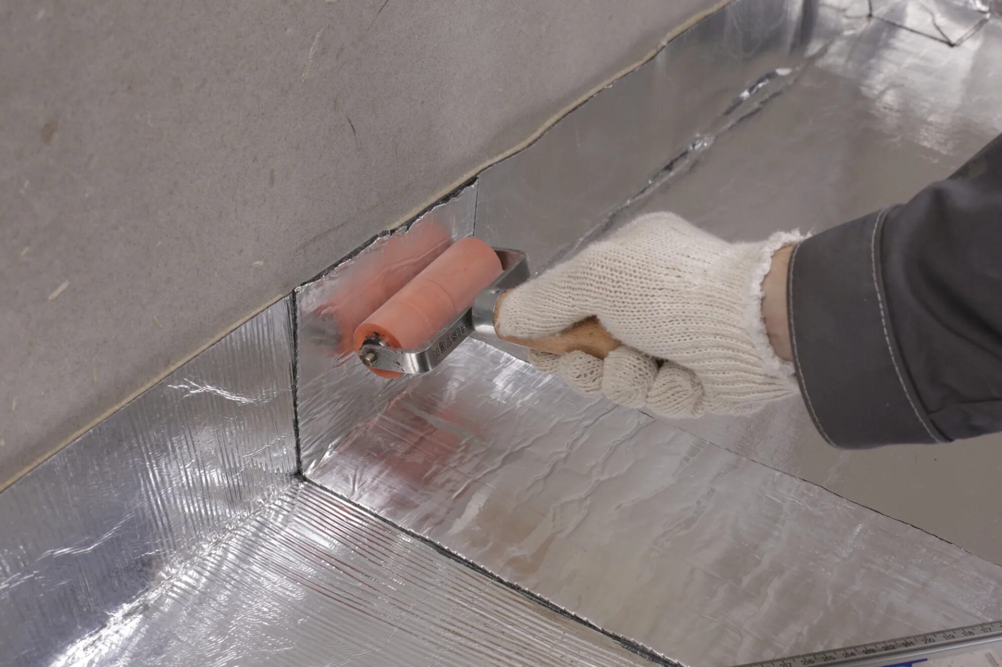 Каркасная звукоизоляция стен. Как укладывать звукоизоляцию. Система звукоизоляции пола (плавающая стяжка) «стандарт 2». Шумоизоляция пола в квартире. Как укладывать звукоизоляцию.