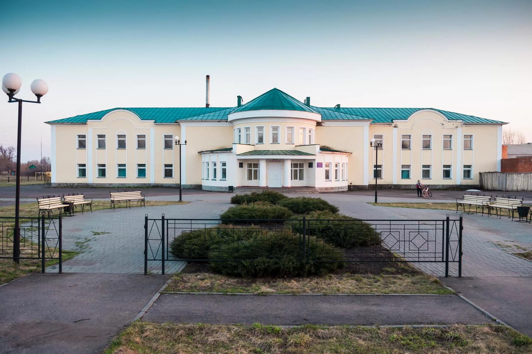 Покупка тамбовская область. Село глазок Тамбовской области. Школа село глазок Тамбовская область. Глазок Тамбовская область Мичуринский район. Село глазок Мичуринского района школа.