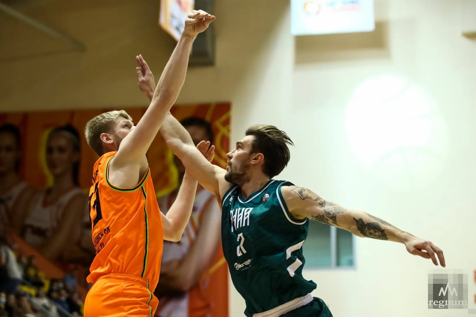 Баскетбольная команда уралмаш екатеринбург. Уралмаш баскетбольный. Баскетбольная команда уралмаш екатеринбург. Уралмаш баскетбольный. Джавонте даглас уралмаш.