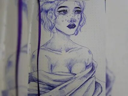 Девушка нарисованная ручкой