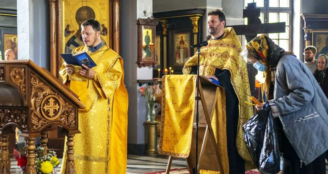 Крещение господне в храме святителя иннокентия в бескудниково. Храм святителя иннокентия в бескудниково. Иннокентия в бескудникове суббота. Храм святителя иннокентия в бескудниково. Иннокентия в бескудникове.