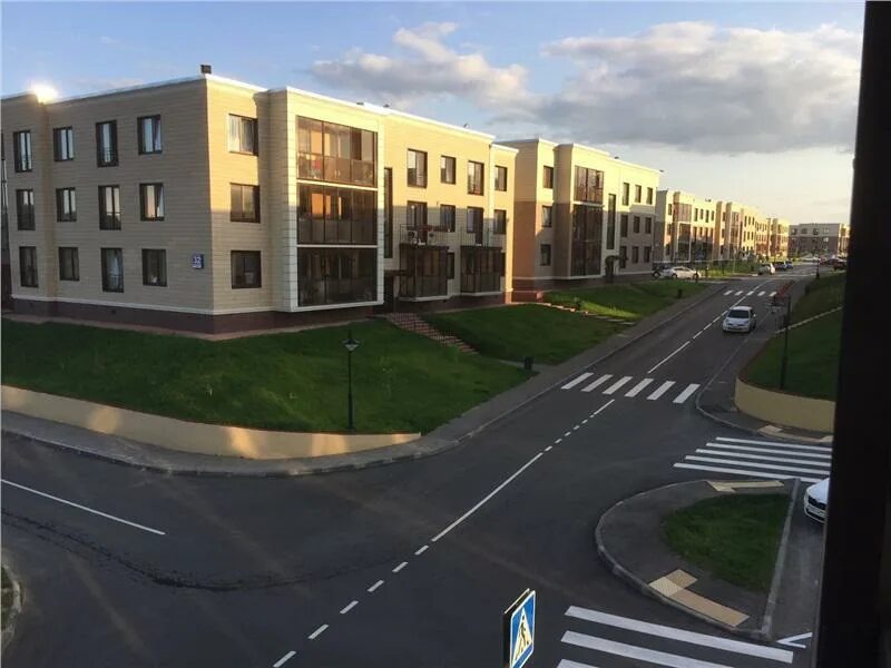Футбольная улица 17. Южный москва, пос. Поселение десеновское. Москва пос десёновское футбольная ул южный. Новые ватутинки новая школа.