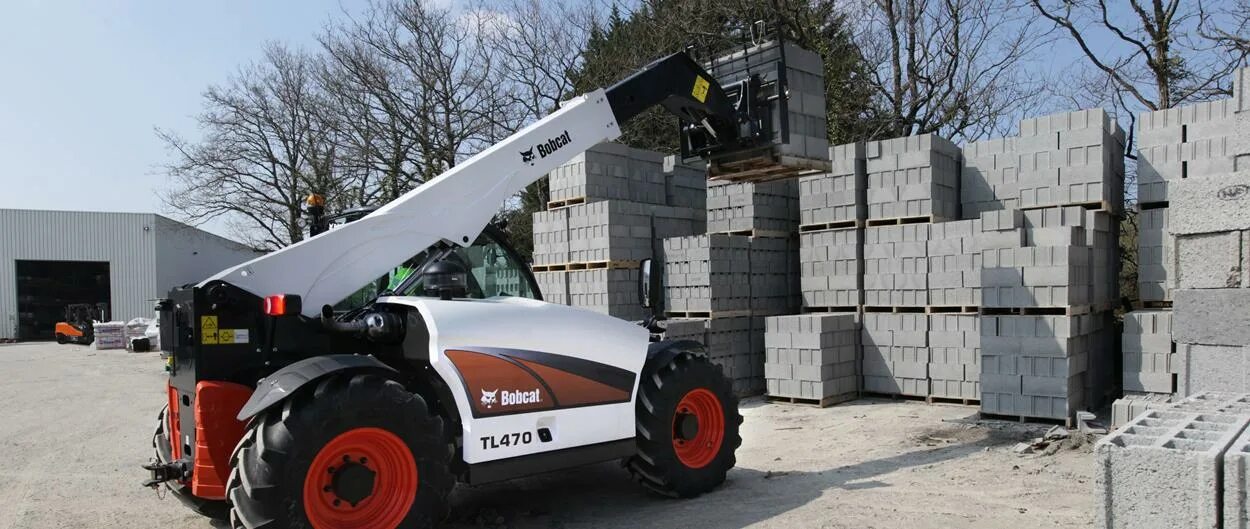 Bobcat телескопический. Телескопический погрузчик ТЛ 470. Bobcat 470 телескопический погрузчик. Телескопический погрузчик Bobcat tl358+. Телескопический погрузчик Bobcat tl360/tl470.