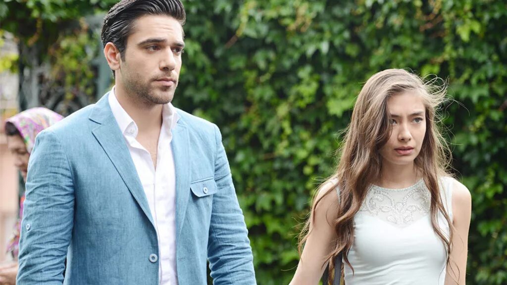 Два лица стамбула сериал. Два лица стамбула сериал. Fatih harbiye турецкий сериал. Два лица стамбула нериман. Нариман турецкий сериал.