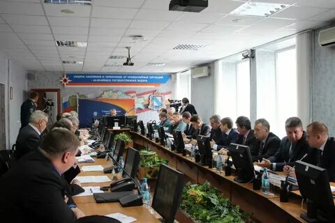 Комиссия по чрезвычайным ситуациям в учреждении