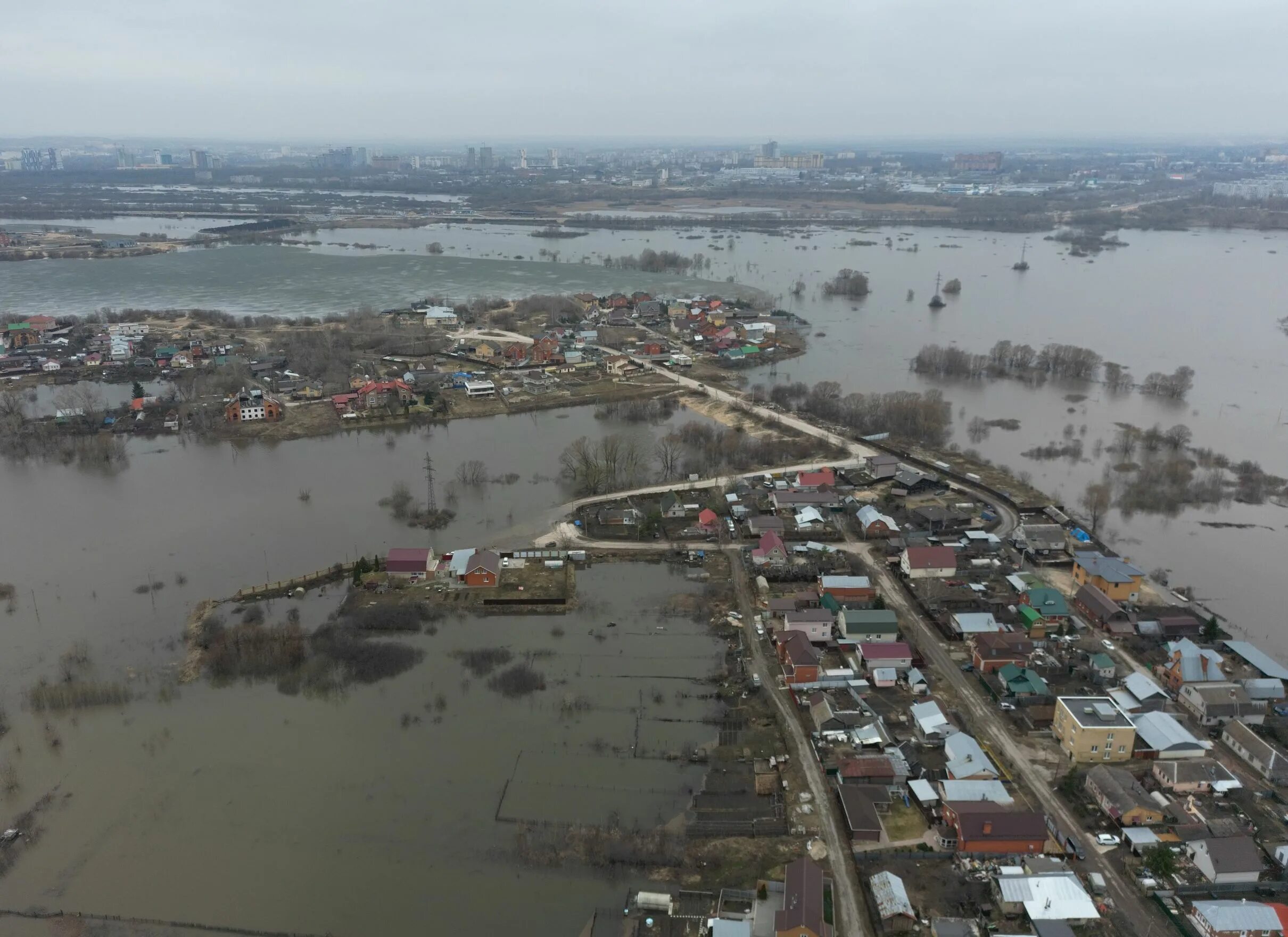 Паводок в рязанской области сейчас. Разлив Рязань 2023. Разлив реки в Рязани. Разлив реки Оки Рязань 2023. Ока река Рязань разлив.