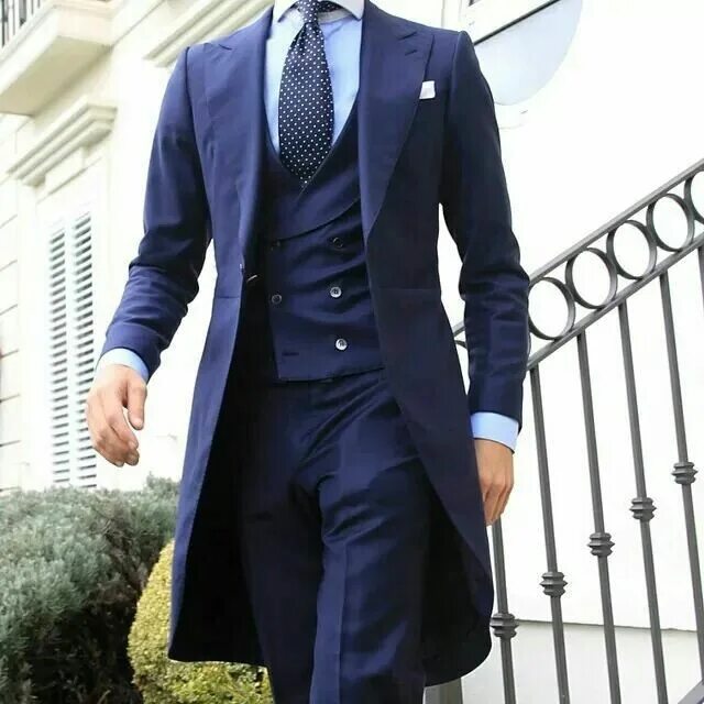 Мужской костюм 19 века сюртук. Morning coats фото. Костюм свидетеля. Мужской сюртук визитка. Short pants and victorian morning coat.