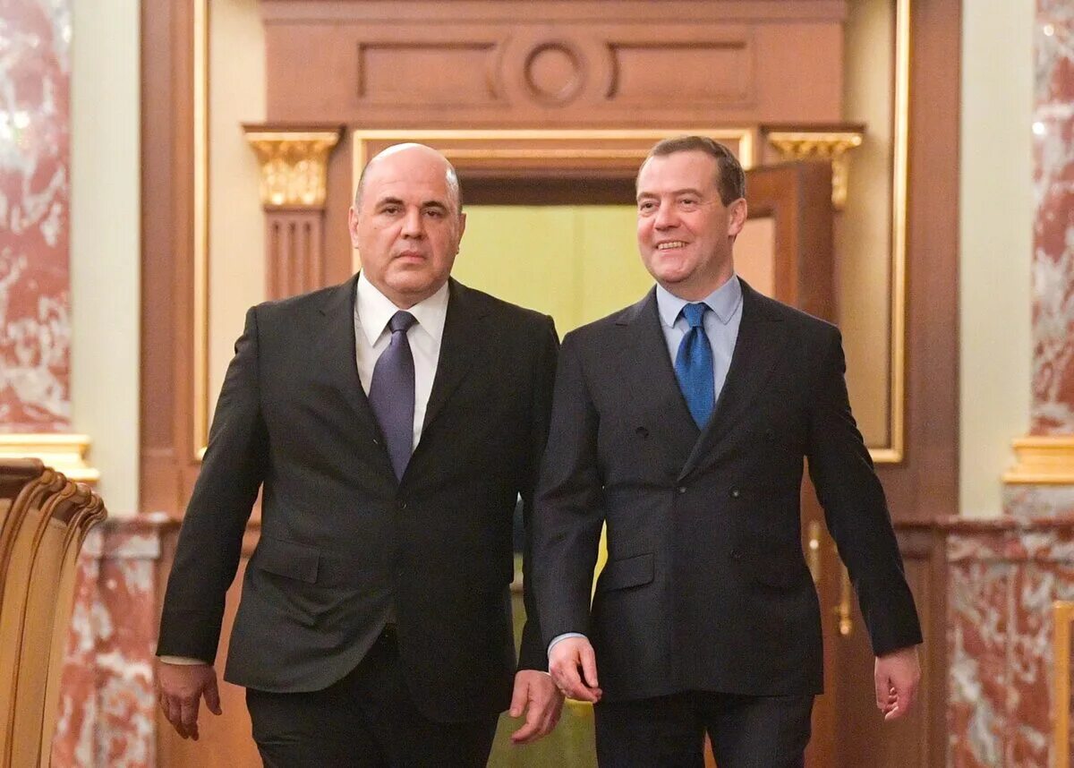 Смена премьер министра. Смена премьер министра. Смена премьер министра. Смена премьер министра. Смена премьер министра.