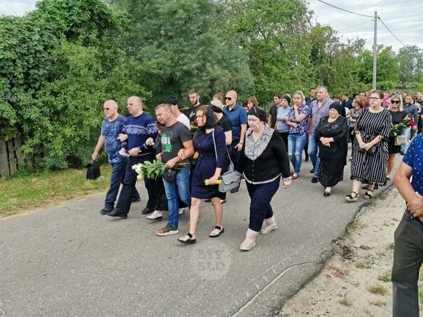 Подслушано суворов вконтакте. Простились с полицейским погибшим в Суворове. Подслушано в Суворове. Криминал в городе Суворов.